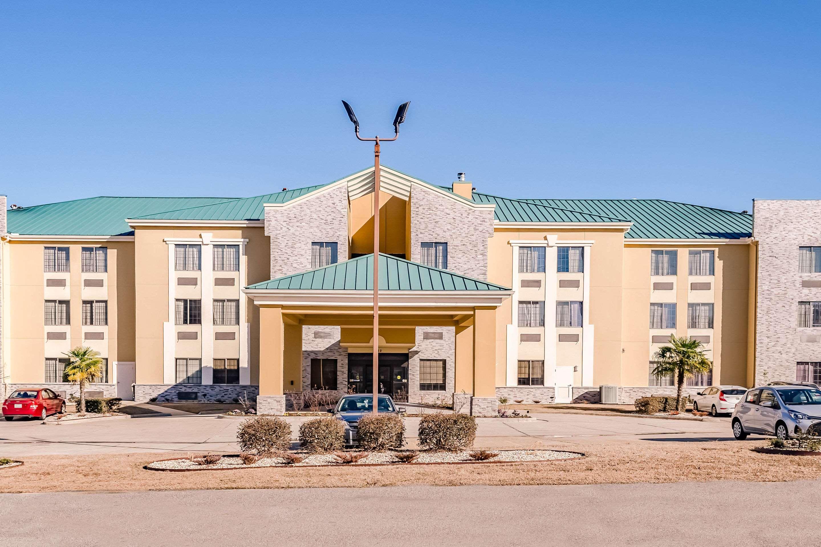 Comfort Suites Hattiesburg Extérieur photo